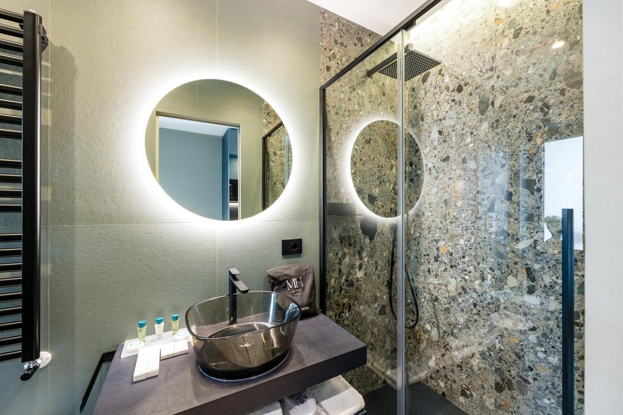 Mh Suites Plebiscito Napoli Bagian luar foto