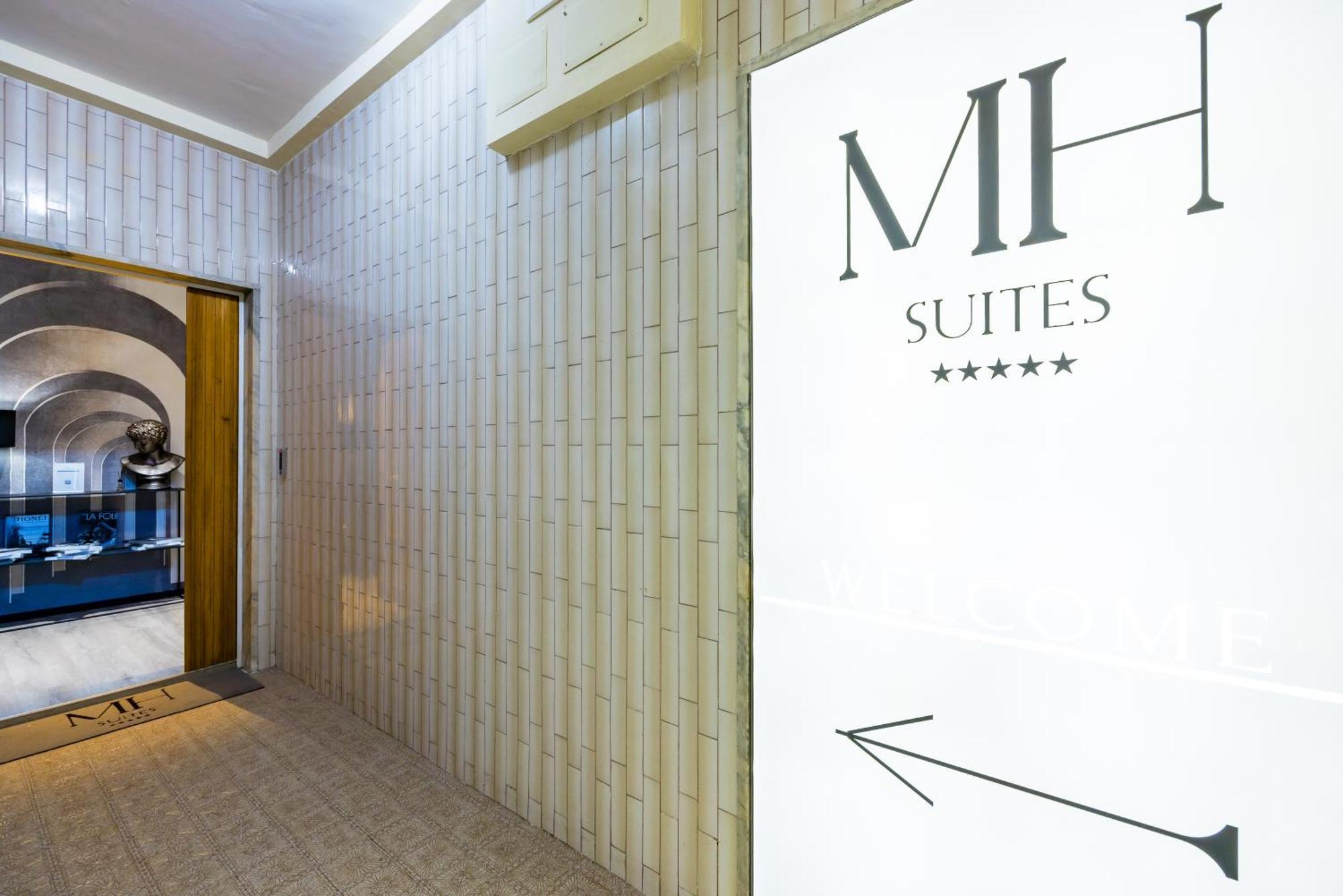 Mh Suites Plebiscito Napoli Bagian luar foto
