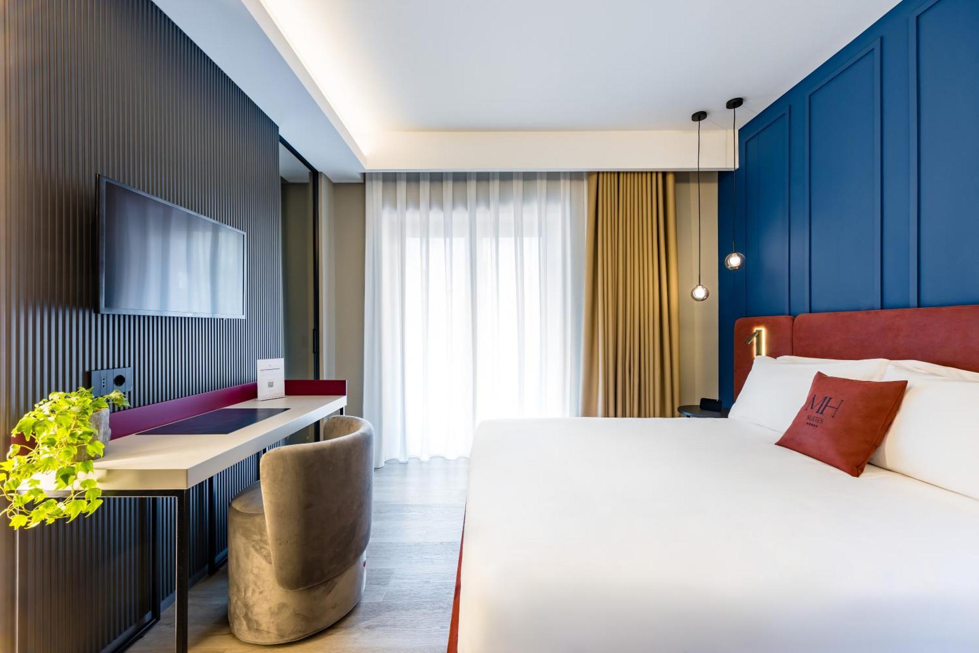Mh Suites Plebiscito Napoli Bagian luar foto